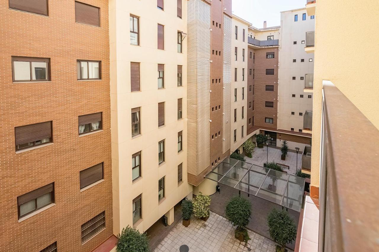 Bhost - Colon Málaga Exterior foto